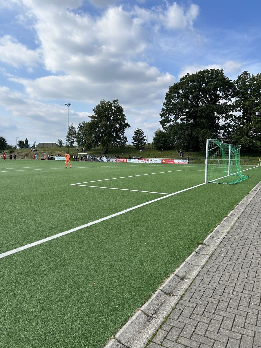 MTG Sportplatz / Bild 3