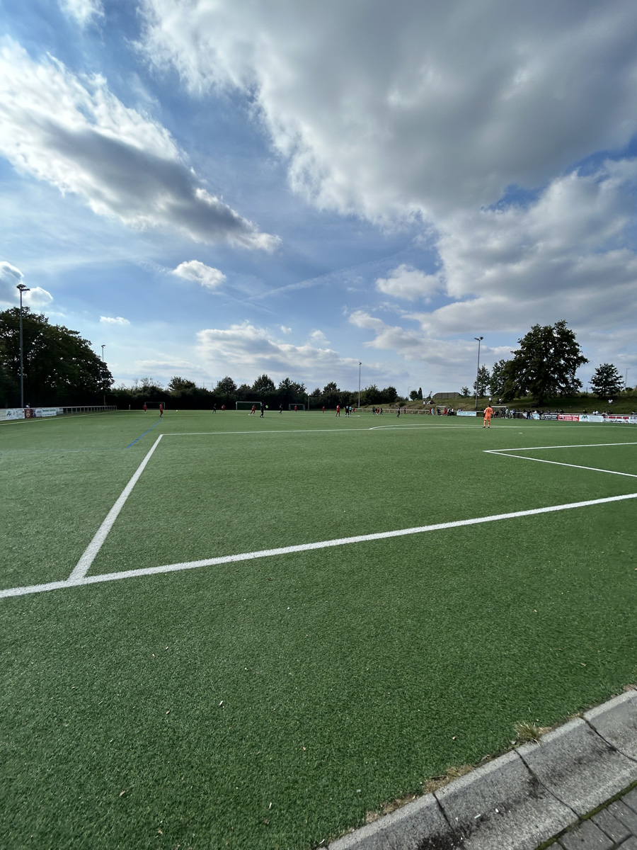 MTG Sportplatz / Bild 2