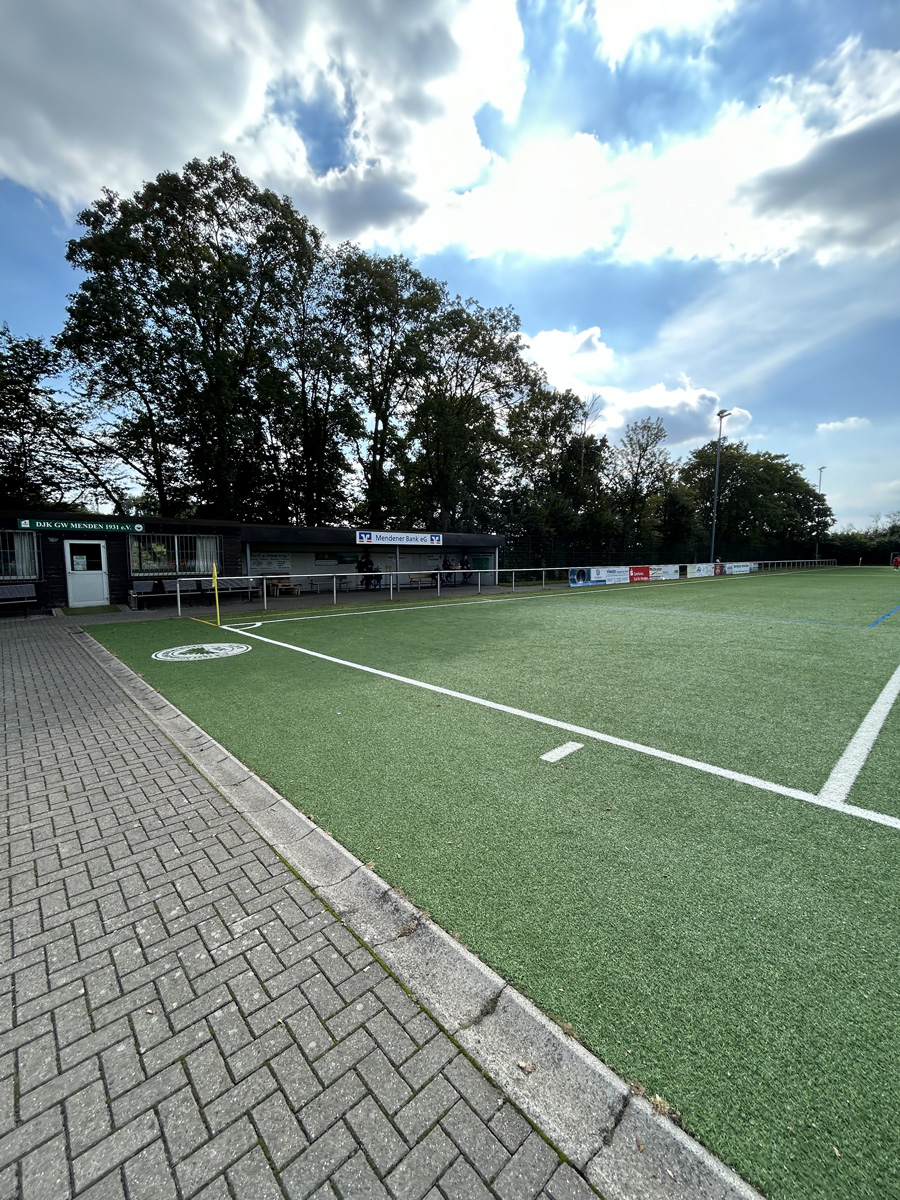 MTG Sportplatz / Bild 1